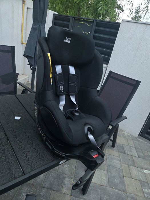 Scaun auto Britax Römer DUALFIX M i-SIZE – Cosmos Black