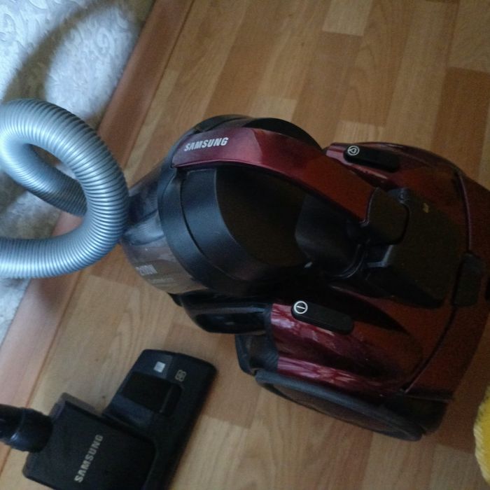 Пылесос sumsung SC21K510HP контейнерный