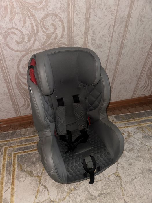 Автокресло продам