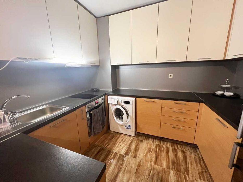 Дава се под наем Тристаен апартамент в София, Лозенец - 86 кв.м за 700 € - Снимка #5