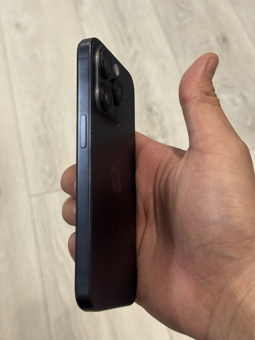 iPhone 15 pro 256gb 81%