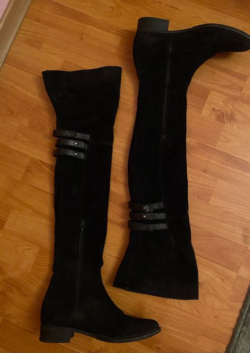 Чизми над коляното