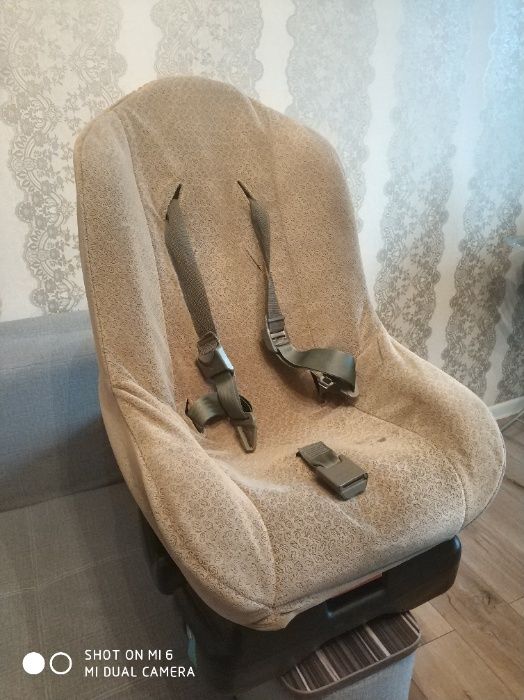 Автомобильное детское кресло Chicco