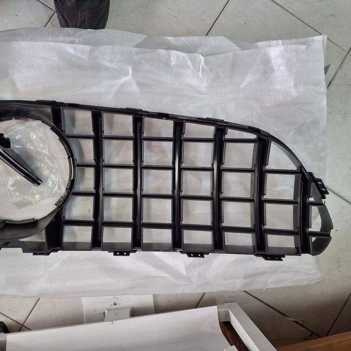 Предна решетка gt за мерцедес s s63 coupe w217e