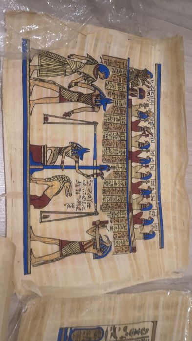 Египетские сувениры, папирусы