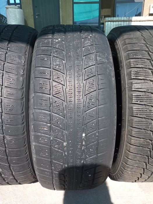 Продам зимние шины
