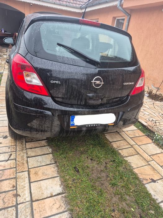 Opel corsa D cutie automata