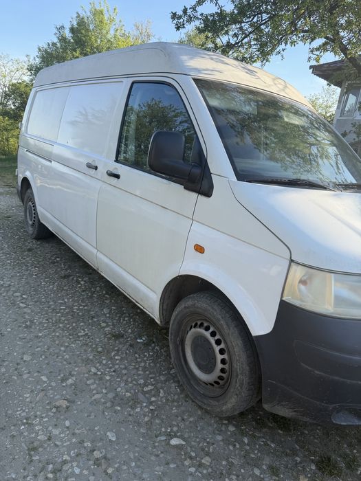 Vând Volkswagen Transporter