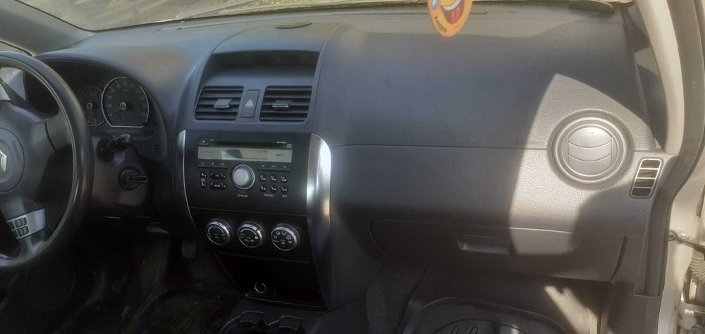 Oglinda stanga  Suzuki SX4 Berlina 1.6 benzina