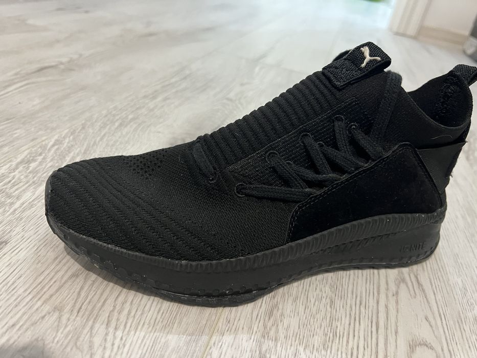 Продам кроссовки