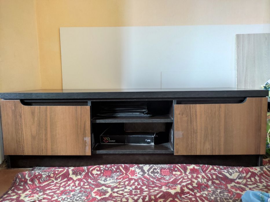 Телевизоционая тумба