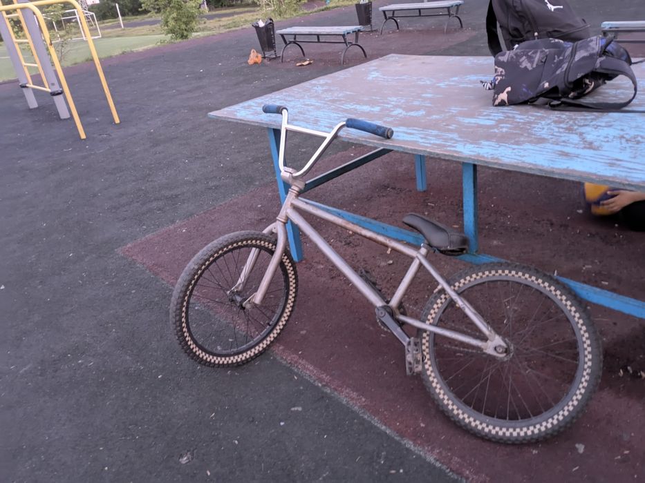Bmx в хорошем состоянии 20 калёса
