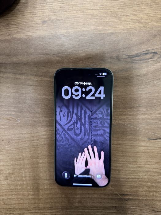 Продается айфон 15 про