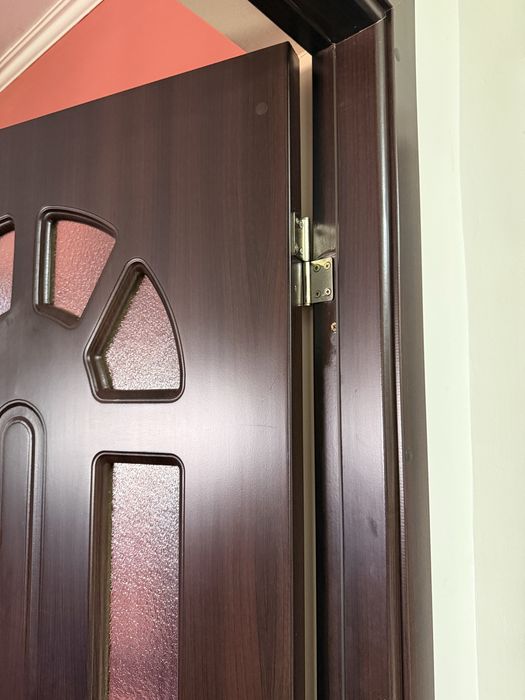 Vind usi de interior de aparttanent