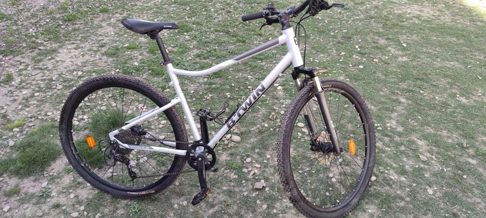 Bicicleta Btwin Riverside 900