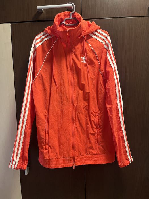 Jacheta antivant Adidas