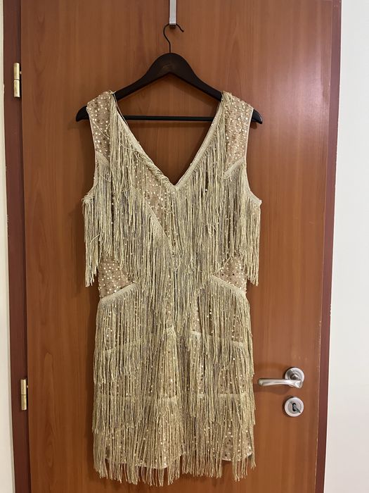 Златна рокля Шейн