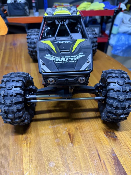 Masinuta RC crawler axial capra 1.9 unlimited 4wd