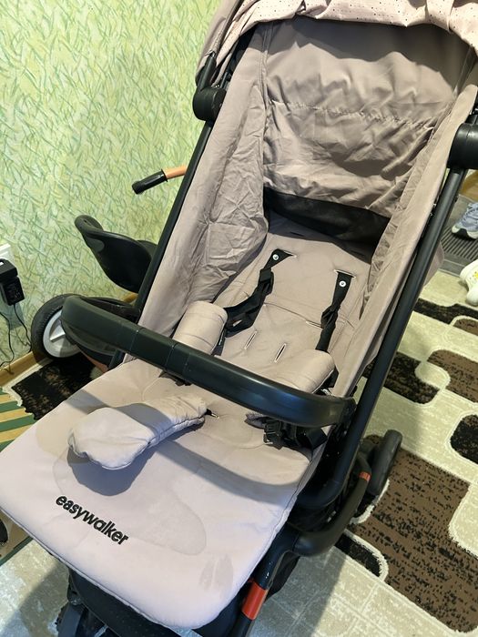 Продам коляску Easywalker