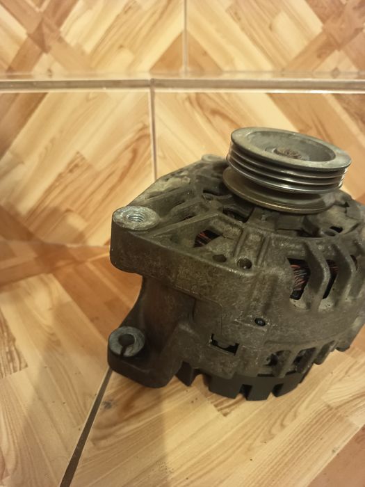 Alternator pt Renault symbol Thalia 1.2 benzina