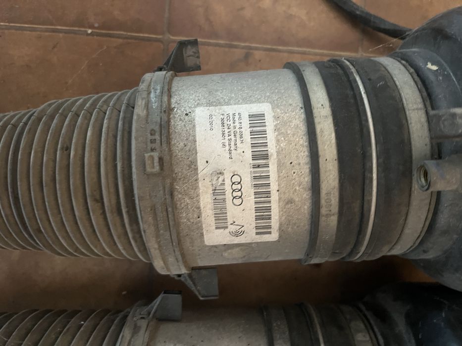 Въздушно окачване  за Audi A8D4