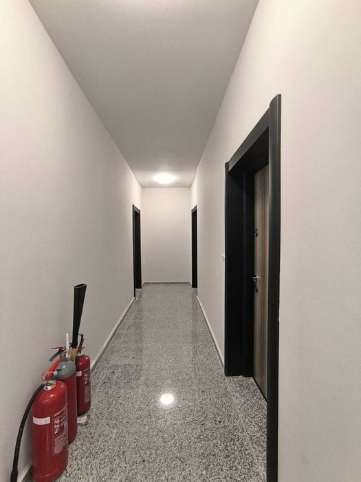 Дава се под наем Магазин в Пловдив, Кючук Париж - 80 кв.м за 408 € - Снимка #6