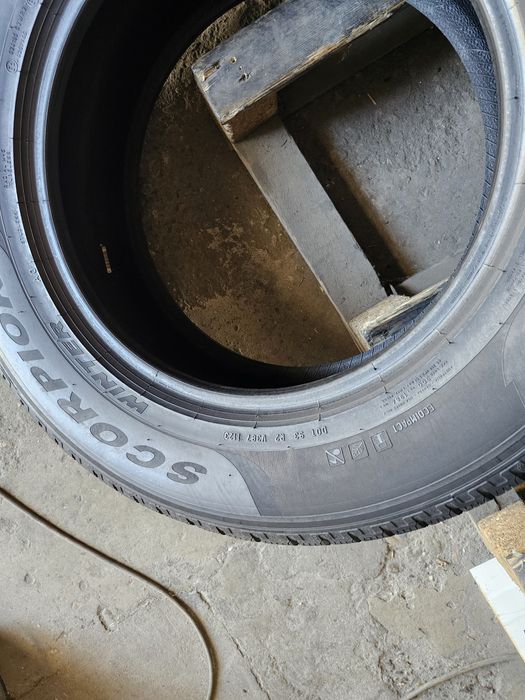 2 anvelope iarna 235 65 17 Pirelli 2023