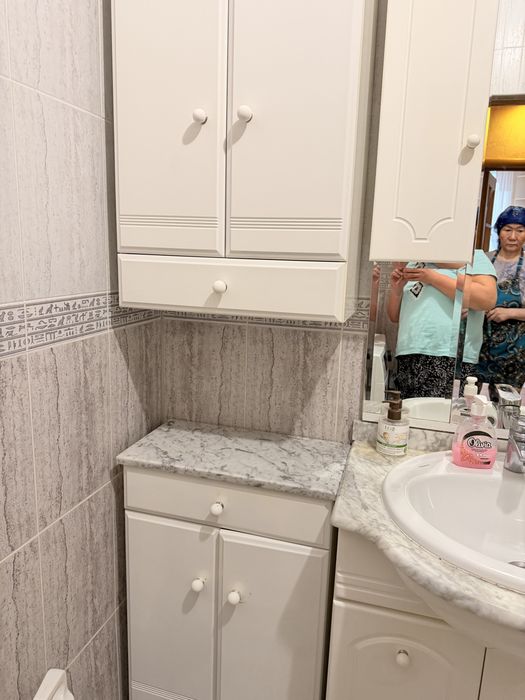 Продам шкафв в санузел