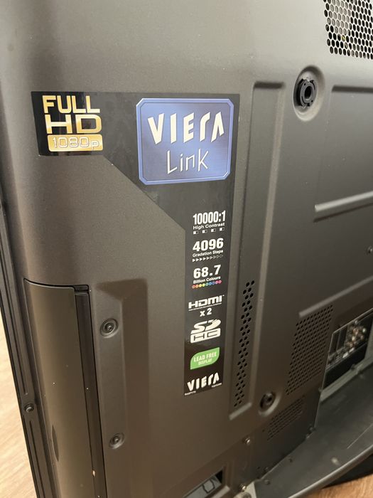 телевизор Panasonic VIERA Full HD