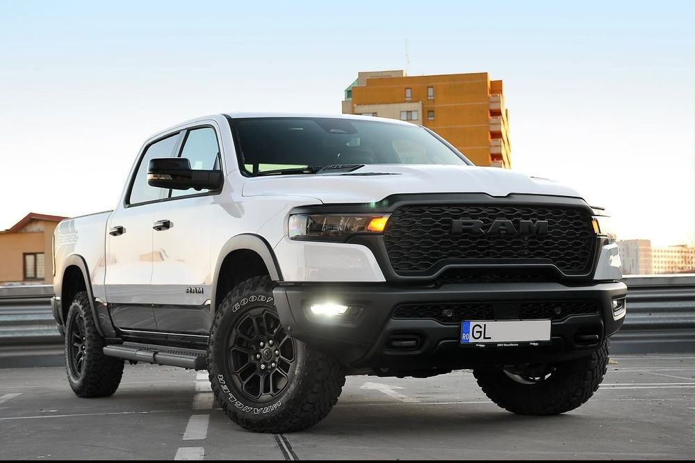 Dodge RAM Primul proprietar,impecabil din orice punct de vedere