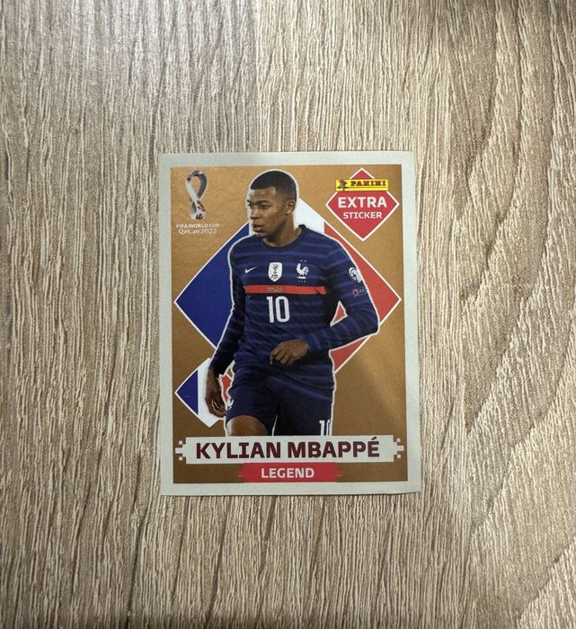 Mbappe и Son Panini WC22 Legend стикер