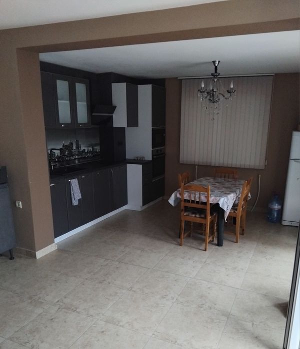 Продава се Къща в Дупница - 250 кв.м за 1000 €/кв.м - Снимка #11