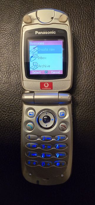TELEFON Colectie: Panasonic EB X60
An lansare: 2003Panasonic EB X60 (rar): 50 lei
An lansare: 2003

Aspect: 8/10

Functional: 10/10

Liber de retea

V