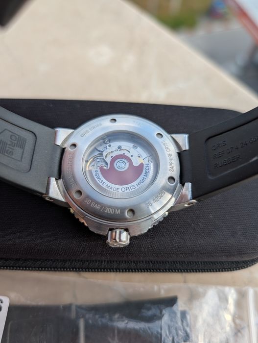 Oris Aquis 43.5 отличен + нова гумена каишка, профилактиран часовник