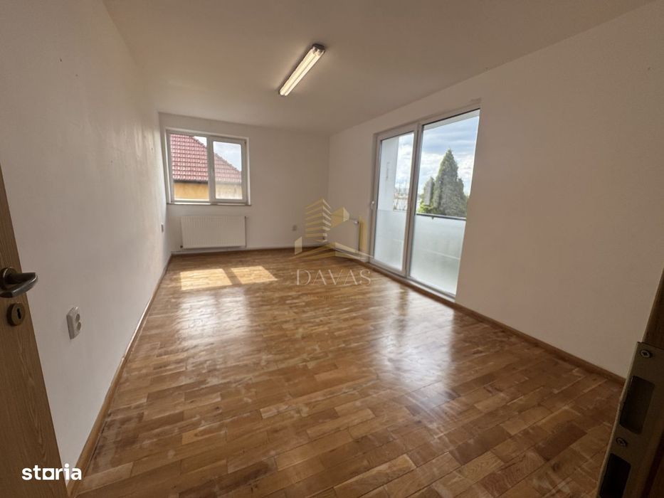 Casa individuala 11 camere 600mp utili | 1.500mp teren | Andrei Muresa