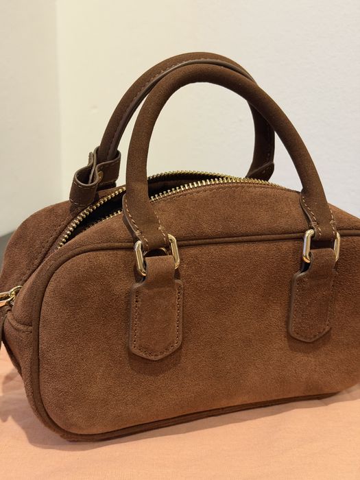 Geanta Miu Miu piele intoarsa