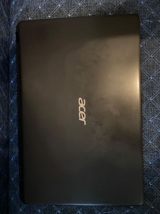 Ноутбук Acer на 900+гб