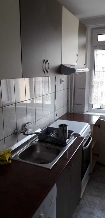 Inchiriez ap. Cu 2 camere Zona Precista