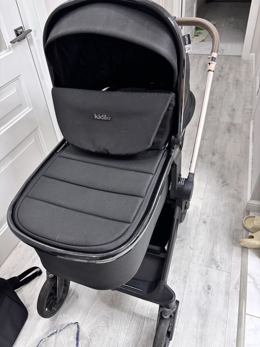 Детская коляска Kidilo