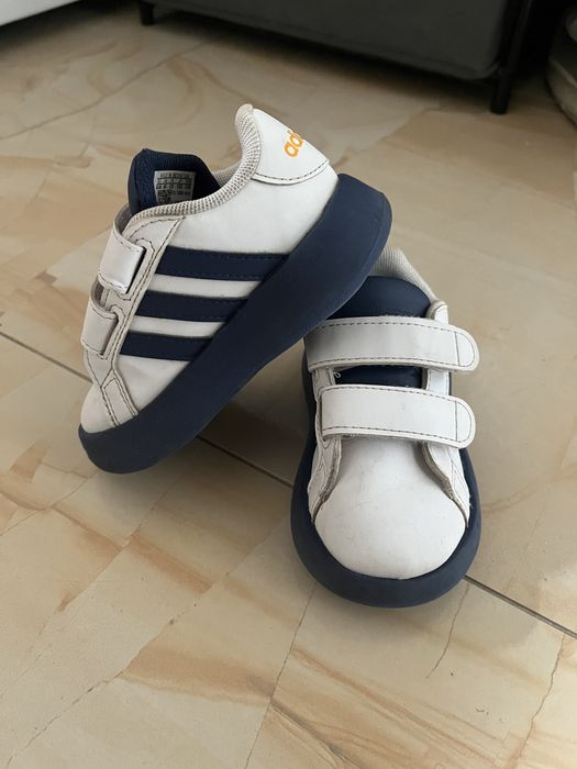 Pantofi sport adidasi adidas copii