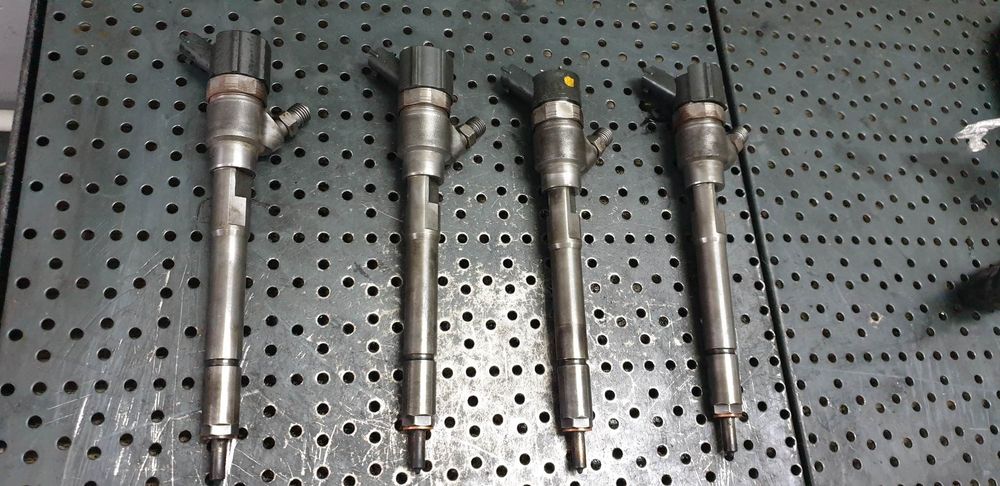 injector  2.2 d d4eb   hyundai santa fe 2 cm  0445110254  3380027800
