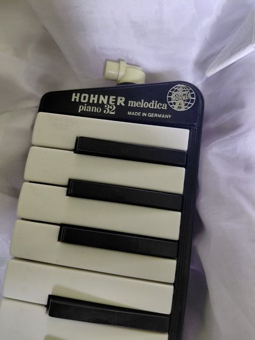 Чисто нов Hohner Melodica Piano 32  Original