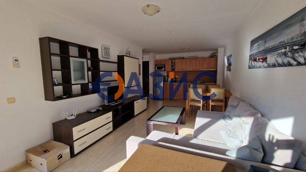 Продава се Двустаен апартамент в Свети Влас - 57 кв.м за 1002 €/кв.м - Снимка #2