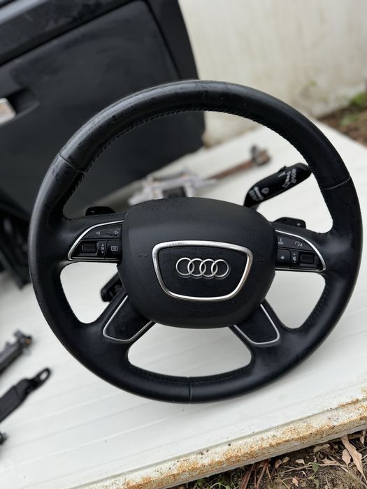 Plansa Bord Audi Q3 facelift 2016 impecabil! ORICE PIESA DISPONIBILA