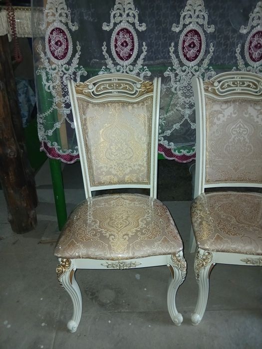 Реставрация, перетяжка стульев!