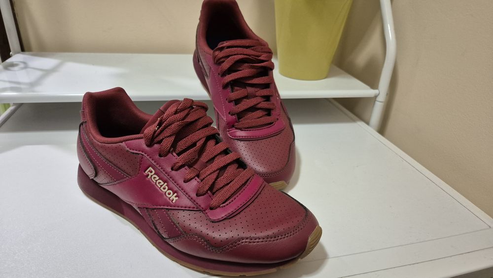 Маратонки унисекс REEBOK CLASSI бордоCS
