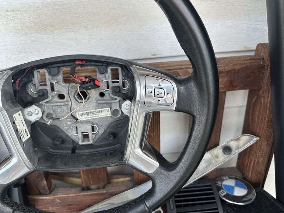 Мултиволан за Форд Мондео МК4