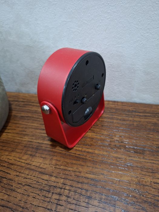 Часы будильник Liverpool