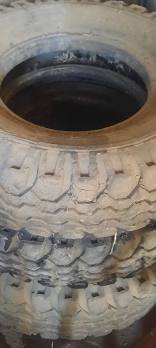 Шины для грузовиков и спецтехники
спецтехники,