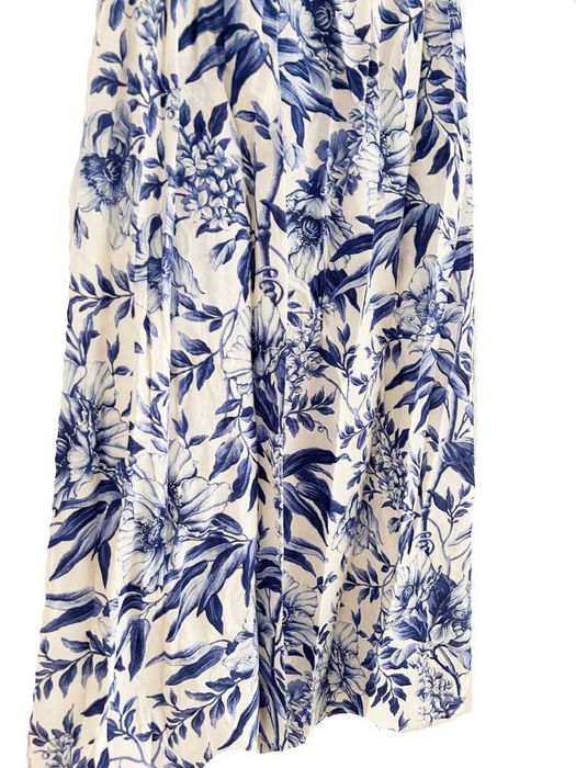 Ефирна дамска рокля синьо-бял флорален принт - размер S